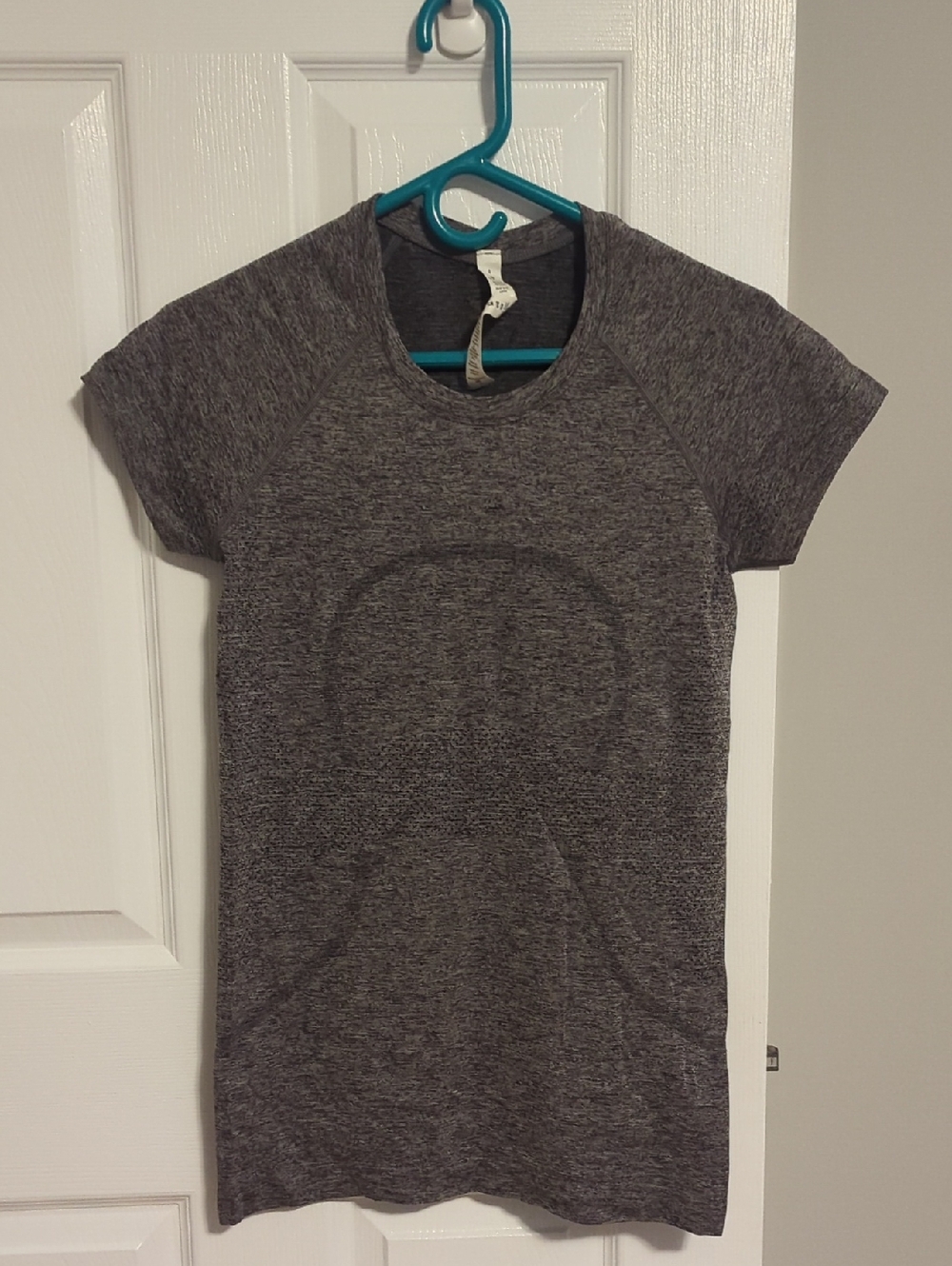 lululemon athletica Short Sleeve Crew Tunic - Charcoal
